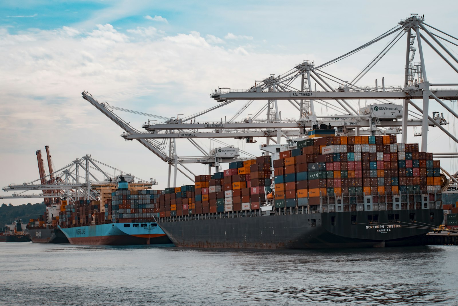 Moving Transit Goods Through Tanzania to Landlocked Neighbours — subject file, personal data redacted